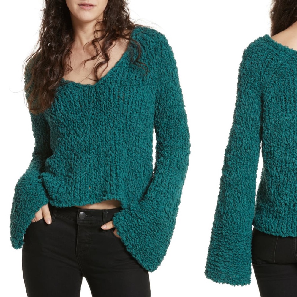 FREE PEOPLE sweater 🖤✨